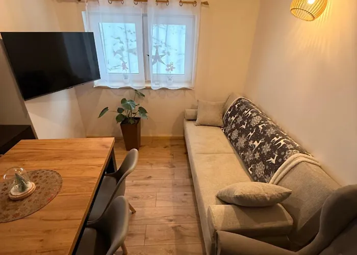 Dağ evi Pod Glazami